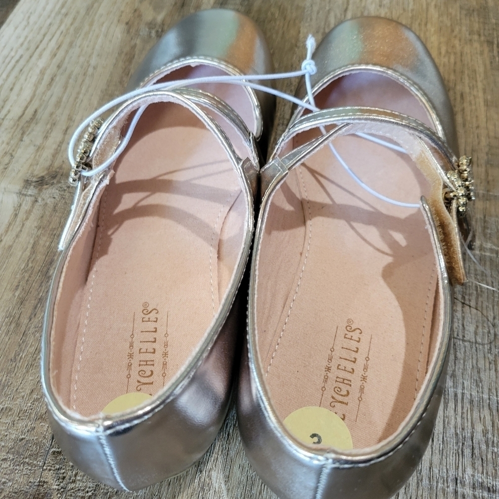 Seychelles Metallic Gold Kids Shoes by - Picture 5 of 8